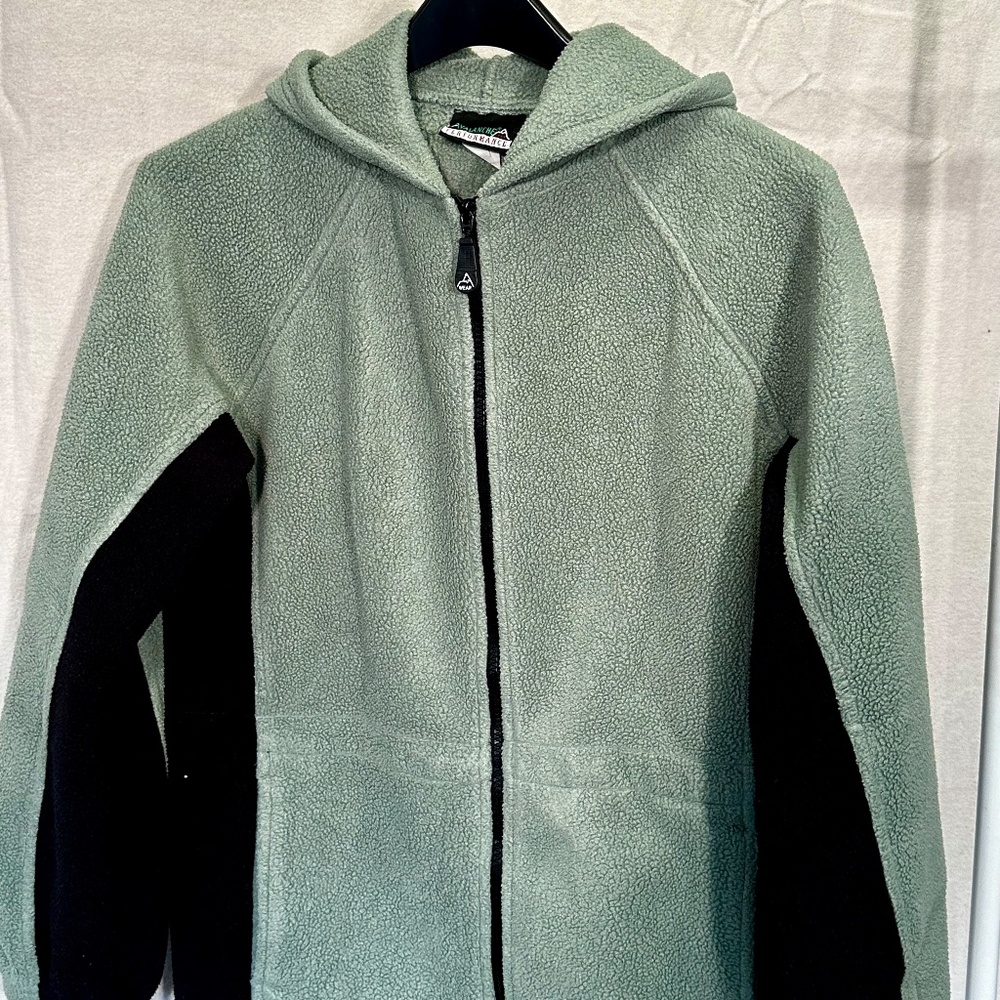 Avalanche Fleece Jacket For Women's  Zip Up Soft Fleece Coat (Petite M)